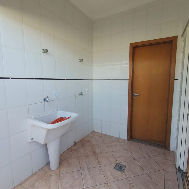 WhatsApp Image 2026-04-01 at 16.10.07 (1)