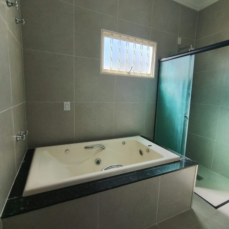 WhatsApp Image 2026-04-01 at 16.10.08